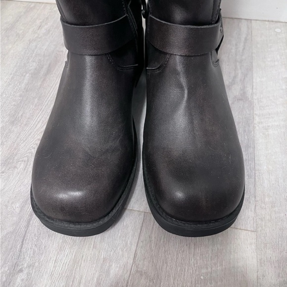 NWT! Madden NYC Women's Faux Leather Tall Moto Boots Dark Brown SIZE 6 No Box - Picture 8 of 15
